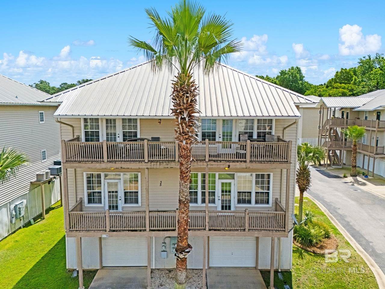 4 Yacht Club Drive - Photo 1