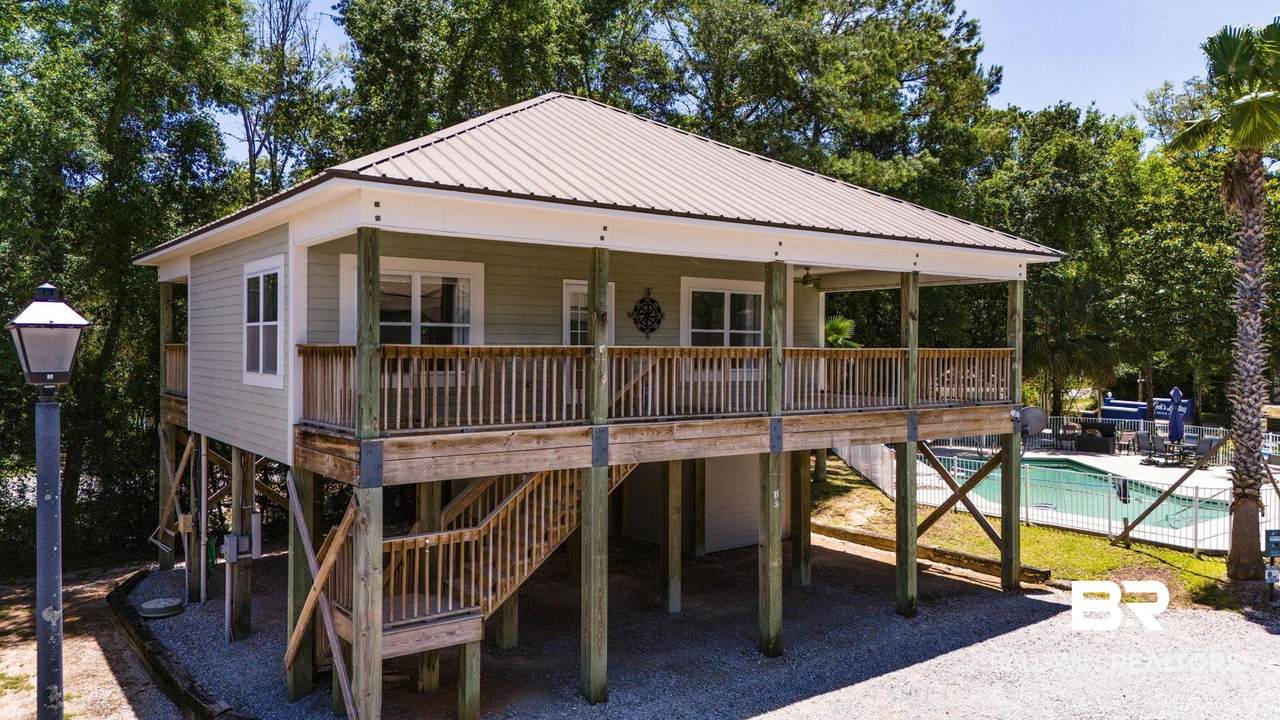 18469 County Road 10 - Photo 1