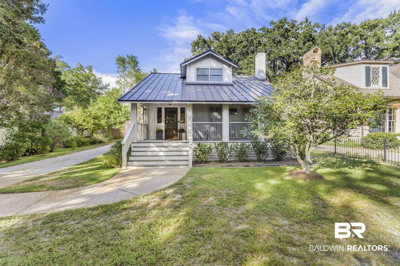 155 Pier Avenue - Photo 1