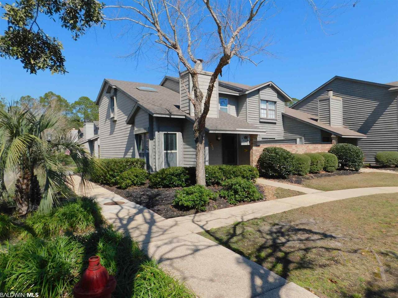 389 Clubhouse Drive - Photo 1