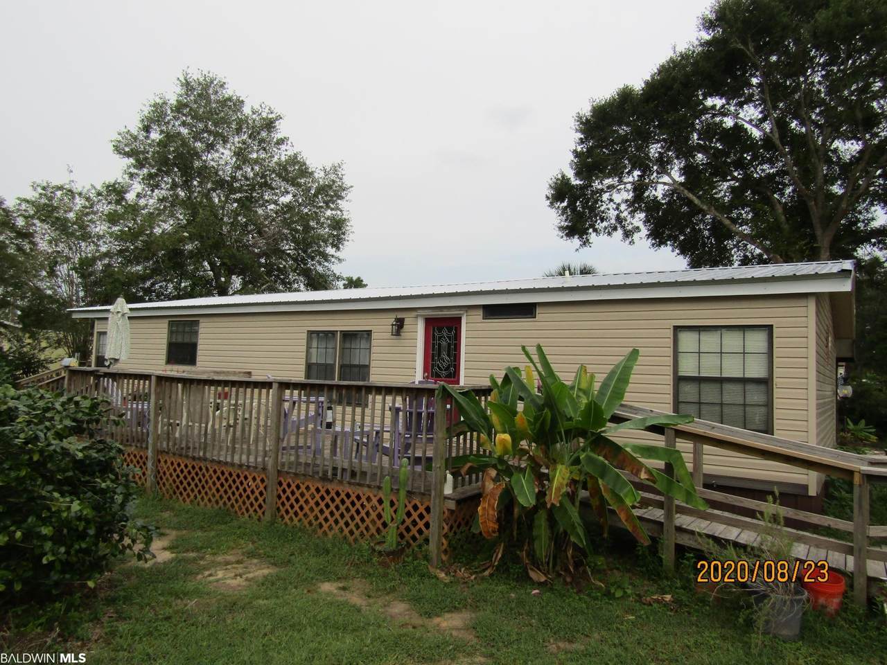 1676 Santa Cruz Dr - Photo 1