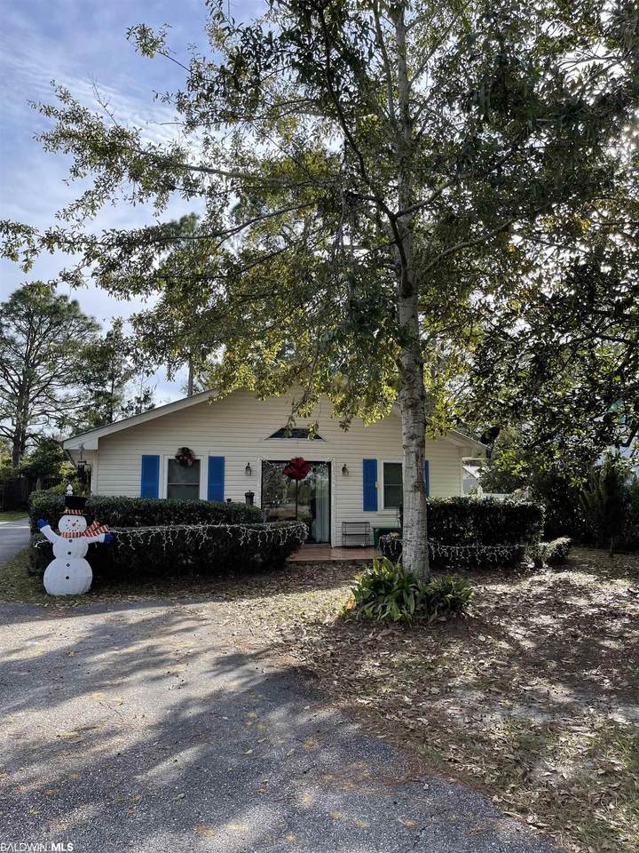 711 Canal Drive - Photo 1
