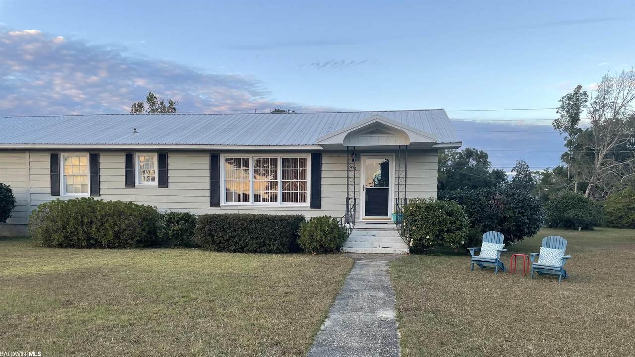 402 Magnolia Avenue - Photo 1