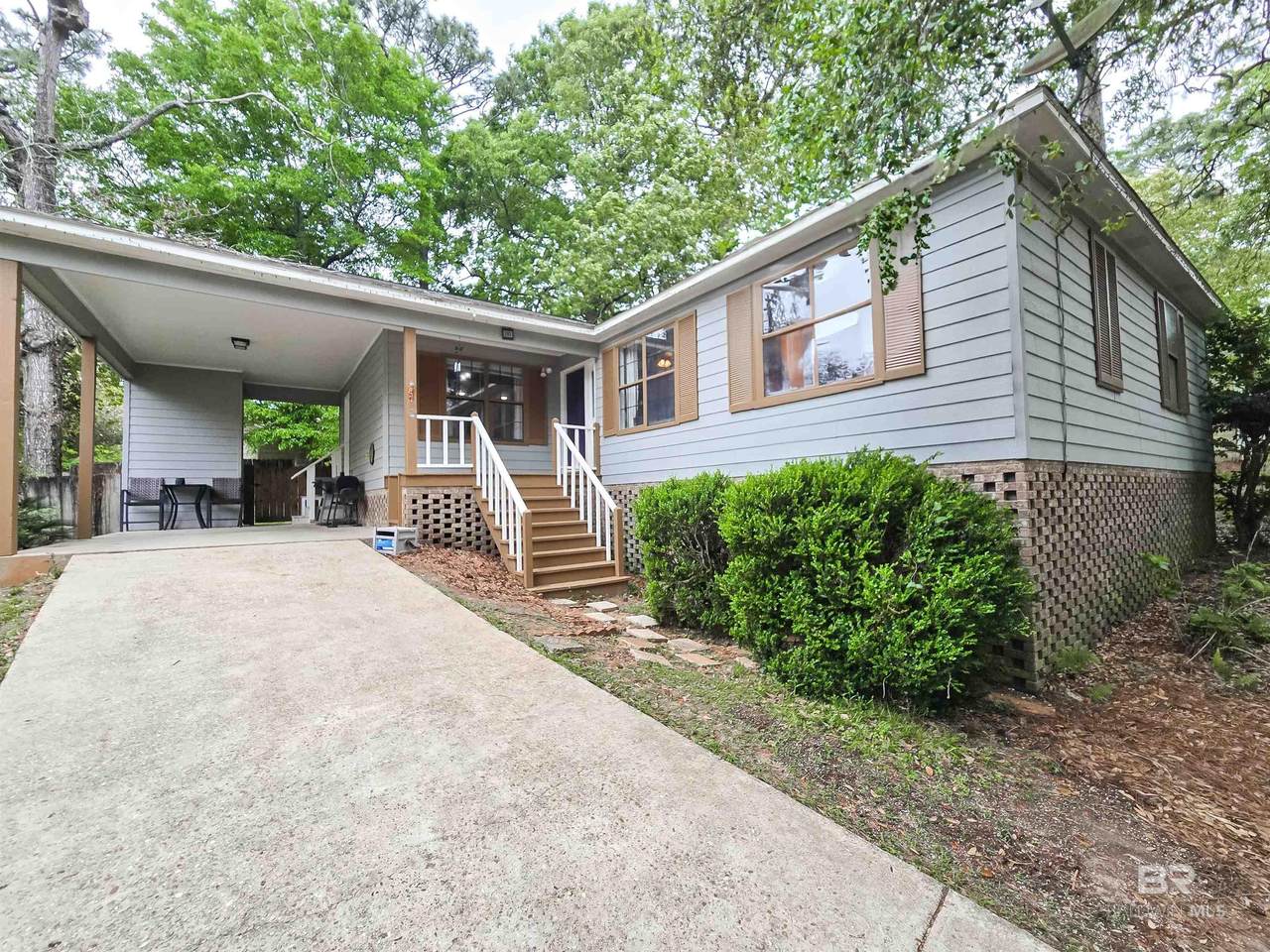 203 Maplewood Loop - Photo 1