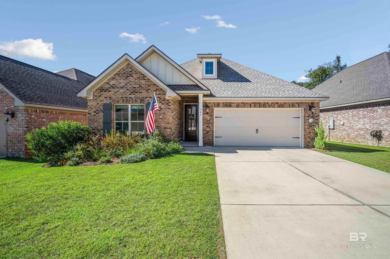 343 Hemlock Drive - Photo 1