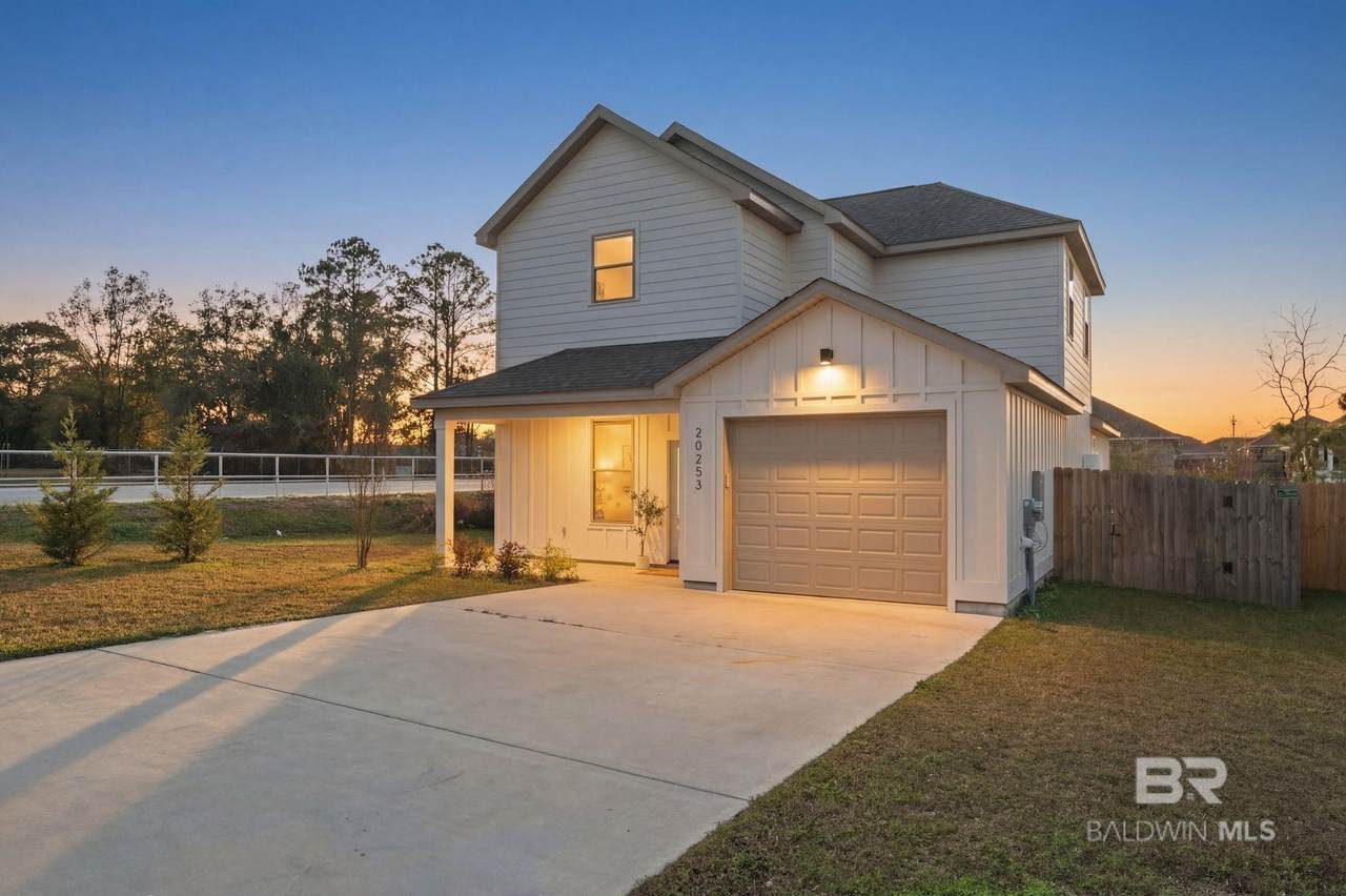 20253 La Savane Drive - Photo 1