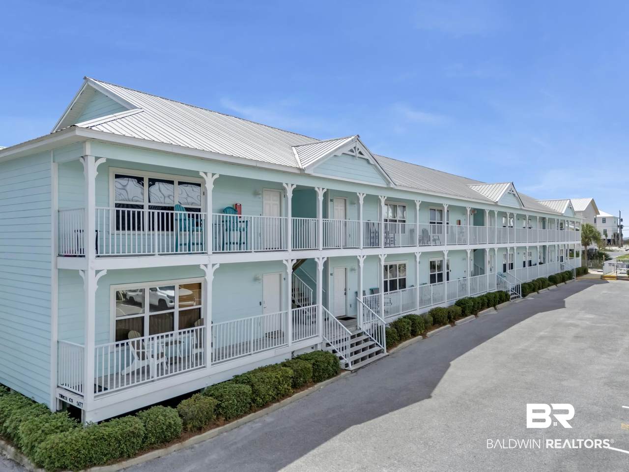 1477 Lagoon Avenue - Photo 1