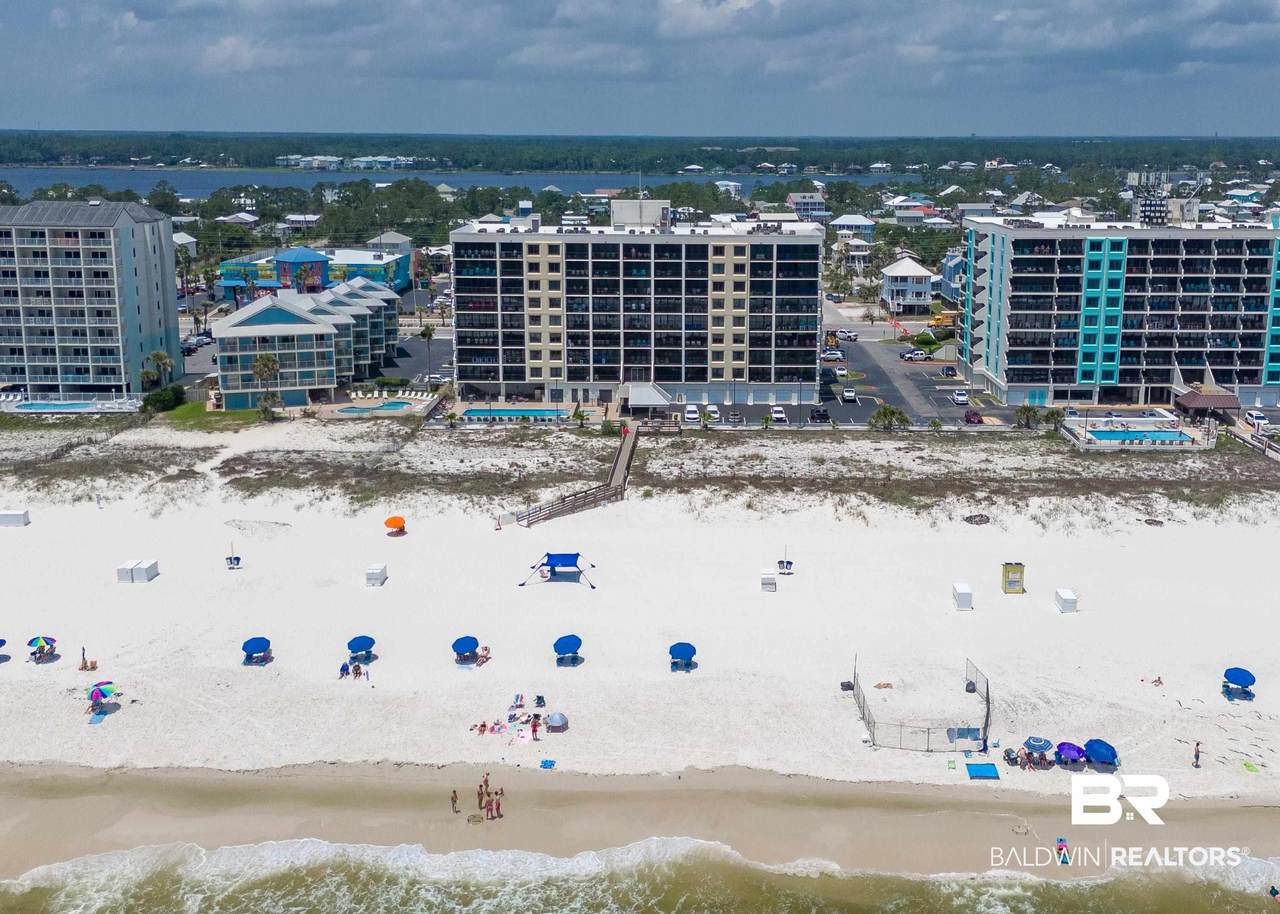 407 Beach Boulevard - Photo 1