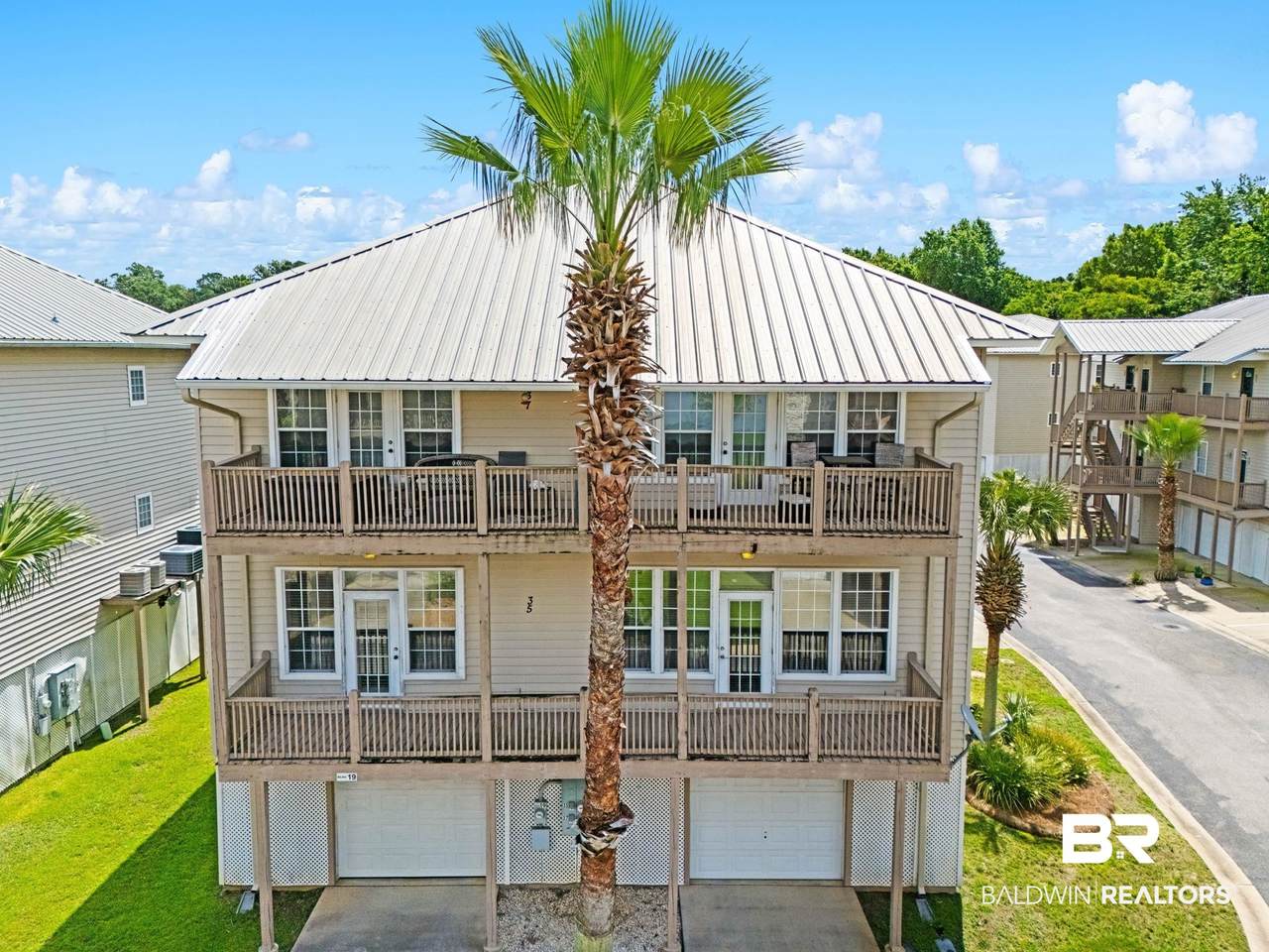 4 Yacht Club Drive - Photo 1