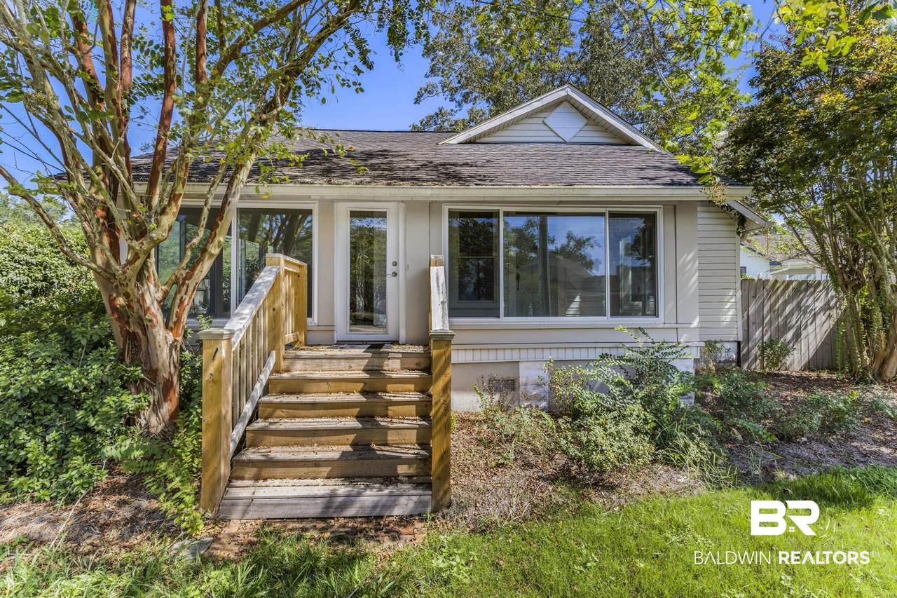 217 Mobile Street - Photo 1