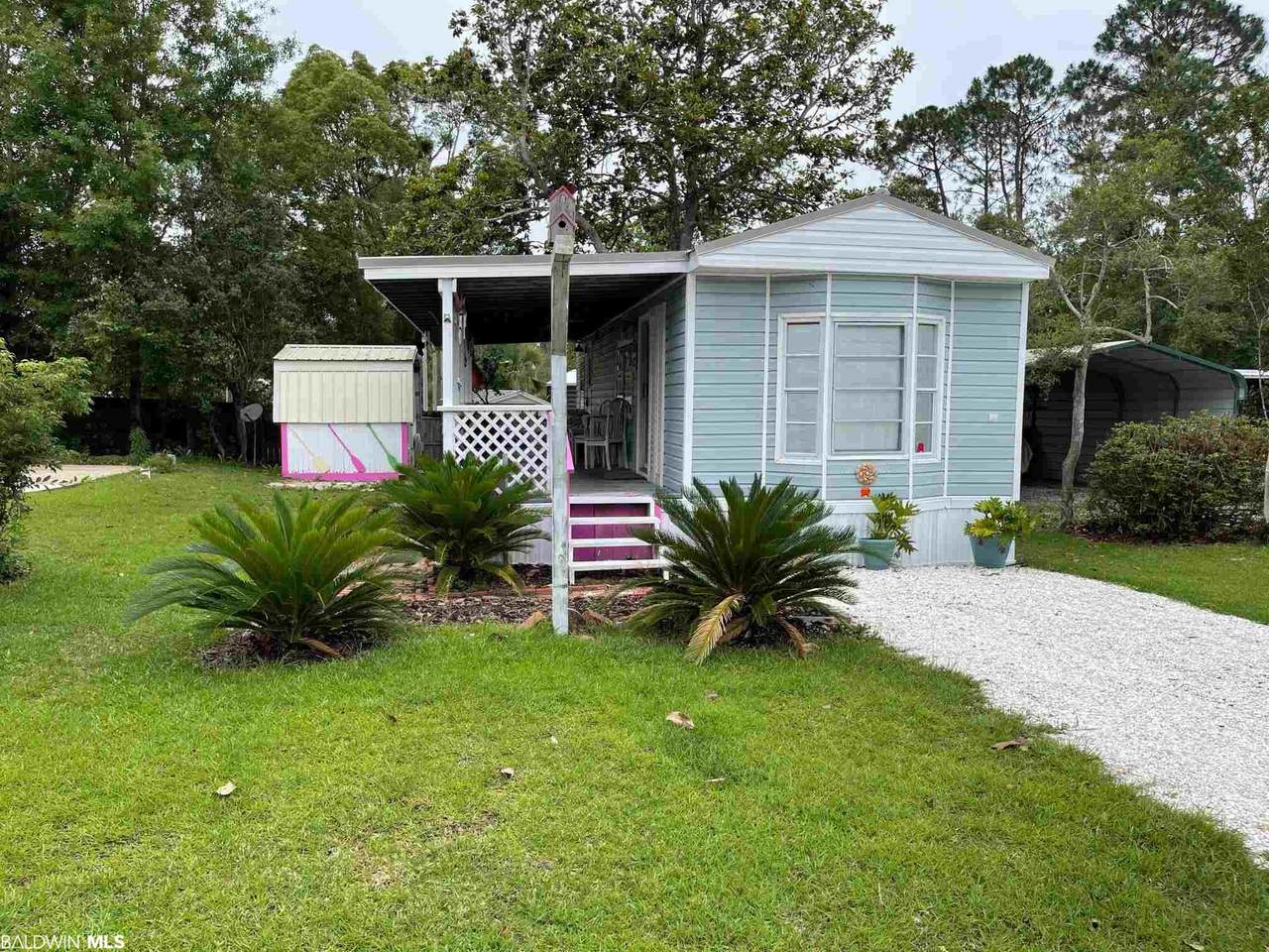 533 Buena Vista Drive - Photo 1