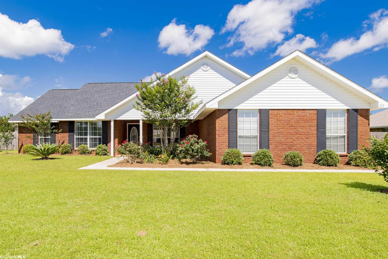 212 Heather Lane - Photo 1