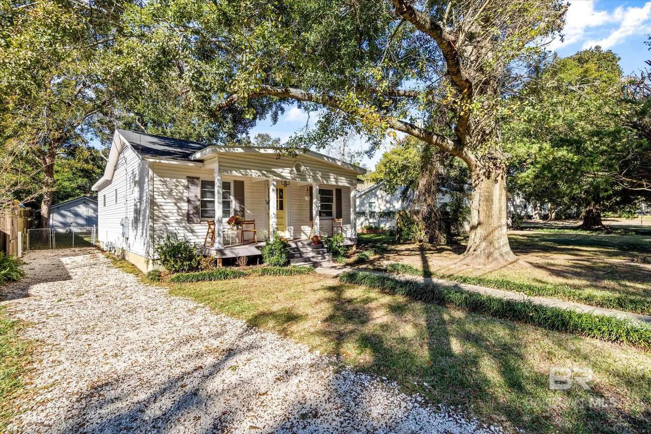 54 Bishop Lane - Photo 1