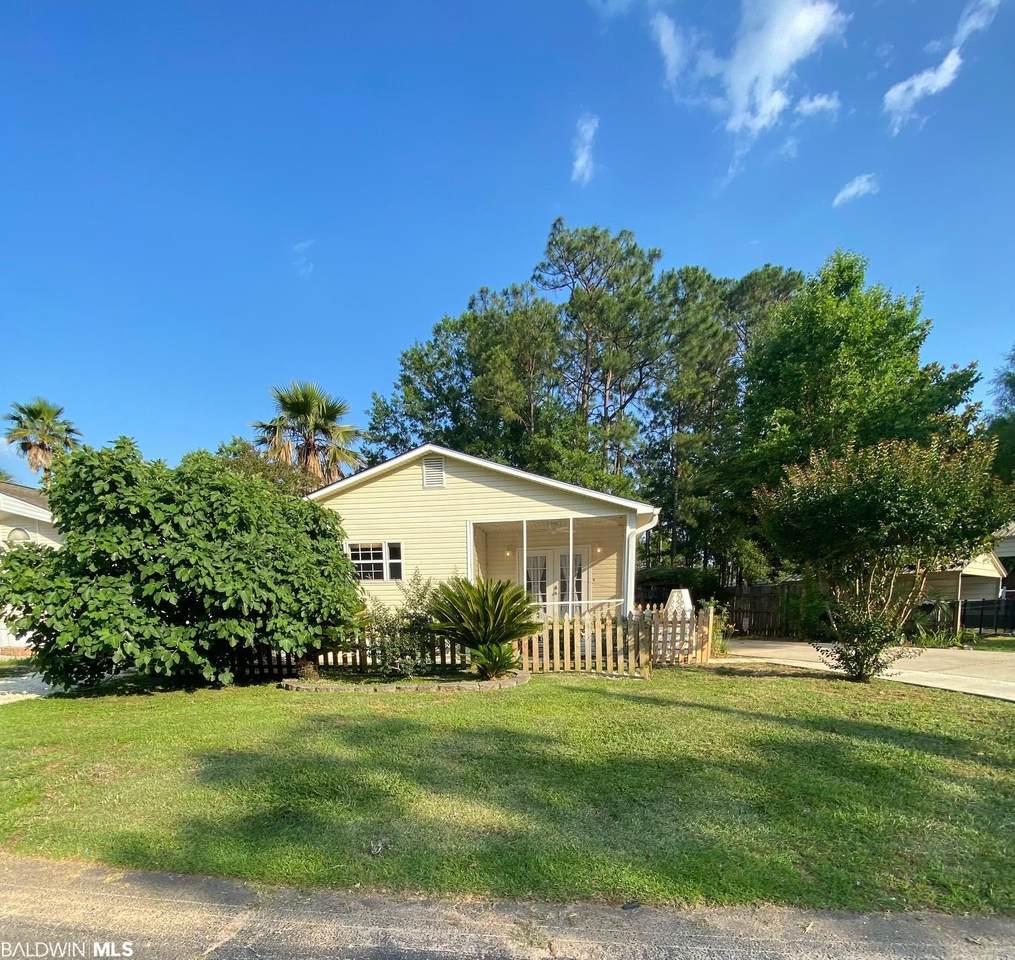 203 Defuniak Loop - Photo 1