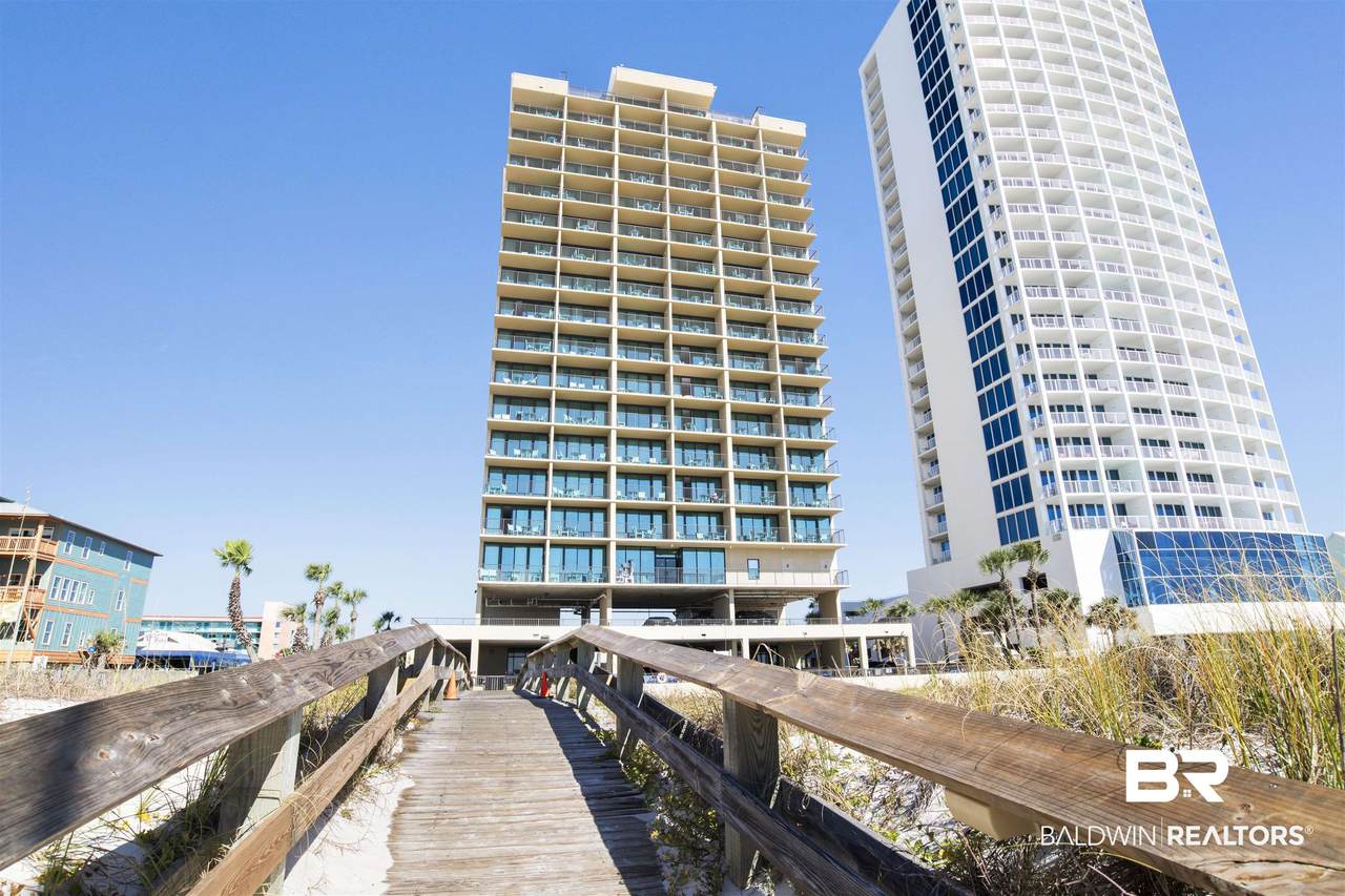 533 Beach Boulevard - Photo 1