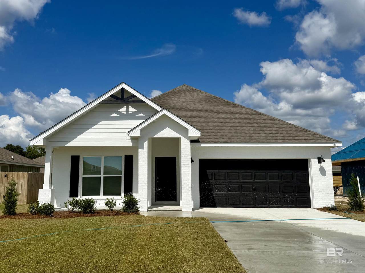 384 Parkerman Avenue - Photo 1