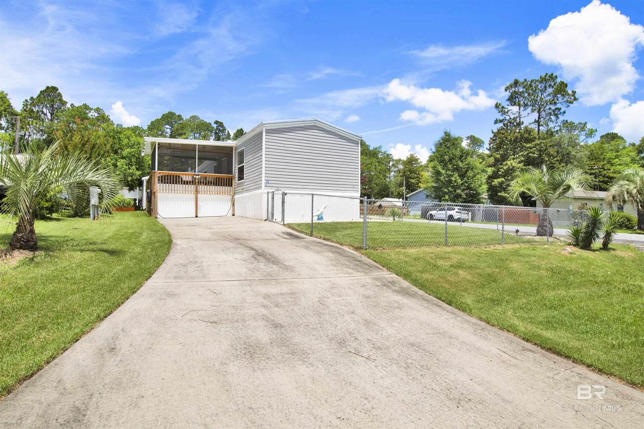 1347 Ridgewood Drive - Photo 1