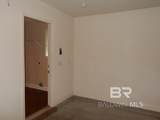 312 Bloomsbury Avenue - Photo 15