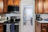 1933 Wildwood Place - Photo 13