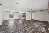 21601 Westside Loop - Photo 2