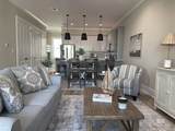 951 Lagoon Avenue - Photo 2