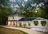 1302 Oak Street - Photo 2