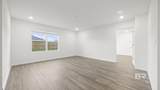 429 Winters Avenue - Photo 14
