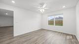 429 Winters Avenue - Photo 15