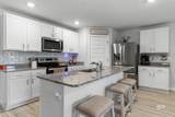 420 Winters Avenue - Photo 8