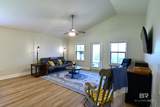 11128 Herschel Loop - Photo 4