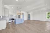 26592 Carondelette Drive - Photo 4