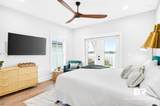 1360 Lagoon Avenue - Photo 45