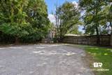 715 Belrose Avenue - Photo 38