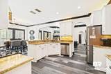 8037 Pine Run - Photo 16