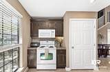 389 Clubhouse Drive - Photo 10