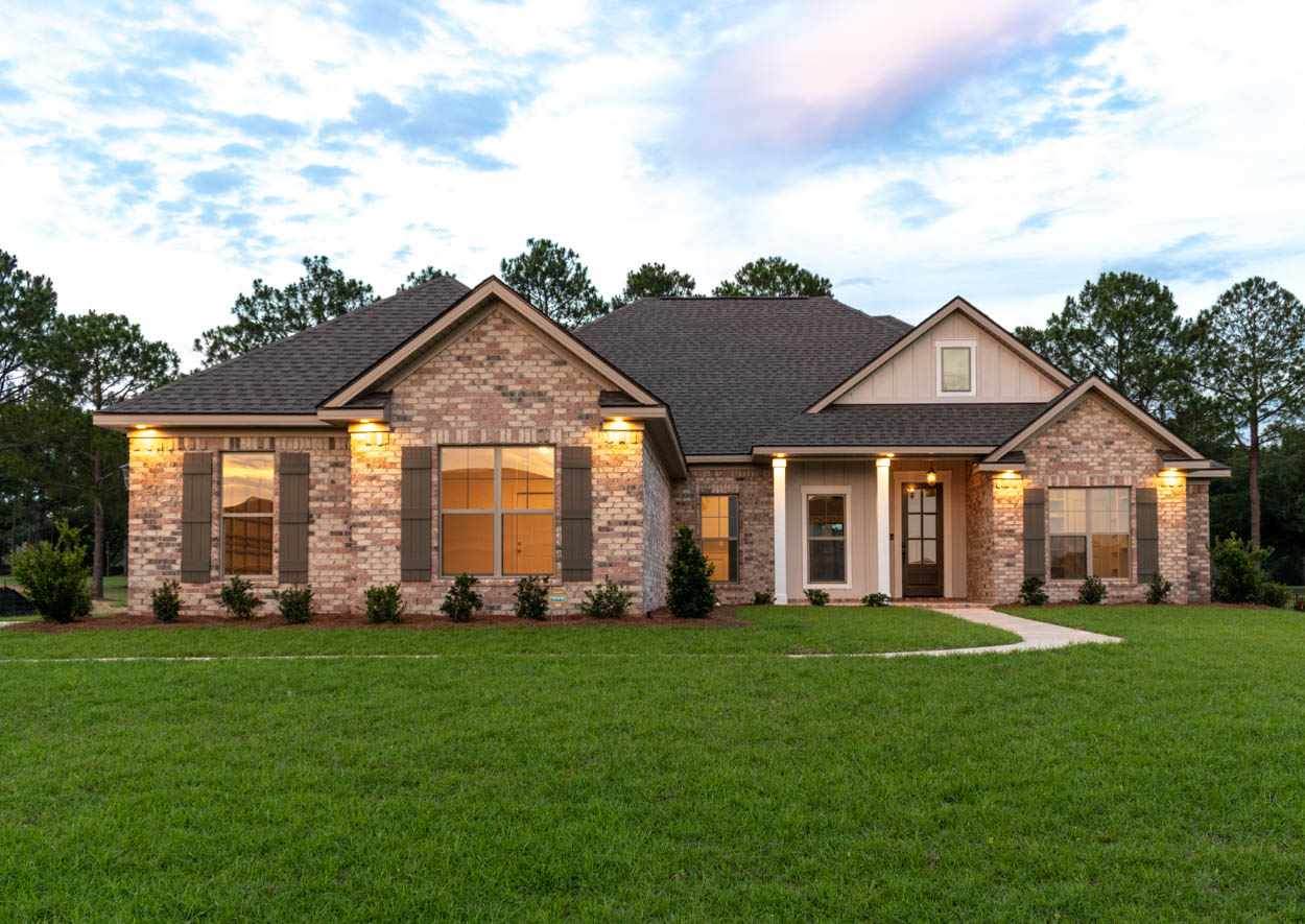 318 Hemlock Drive - Photo 1