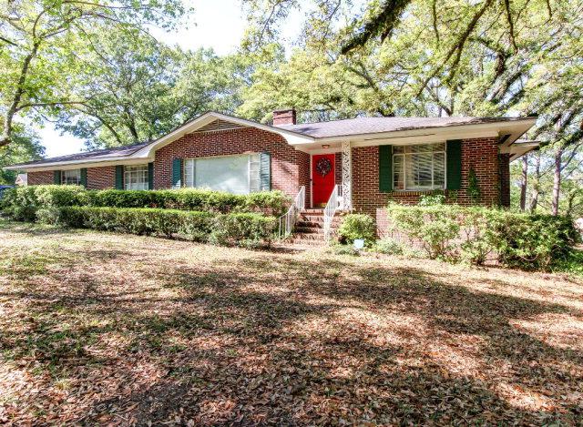 3800 Camellia Drive - Photo 1