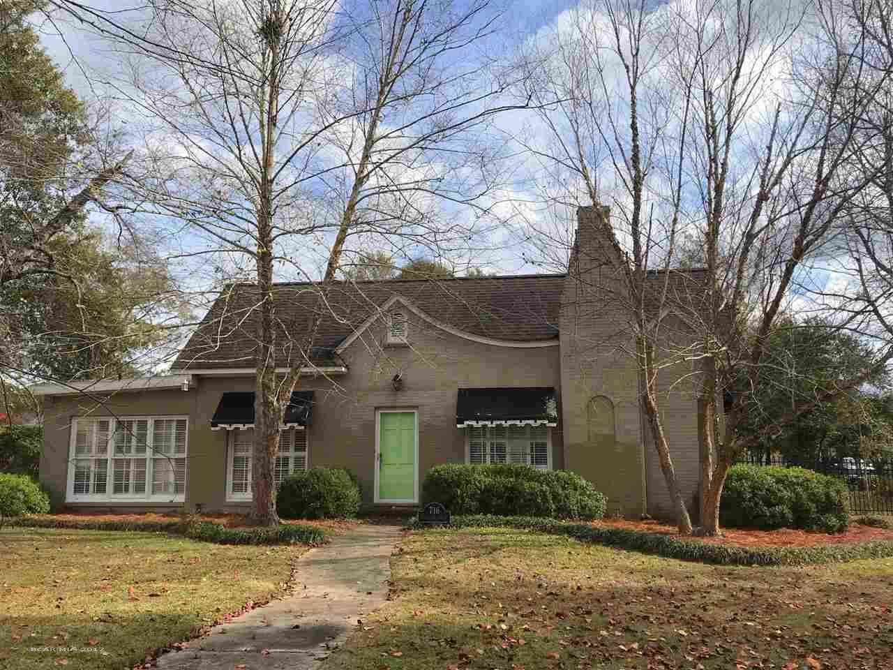 716 Evergreen Avenue - Photo 1