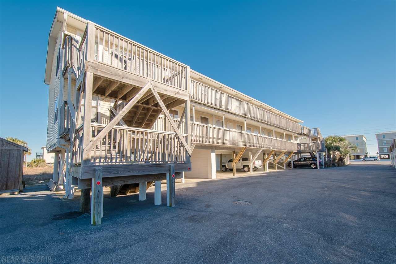 1138 Beach Blvd - Photo 1