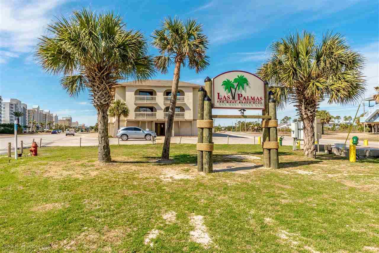 930 Beach Blvd - Photo 1