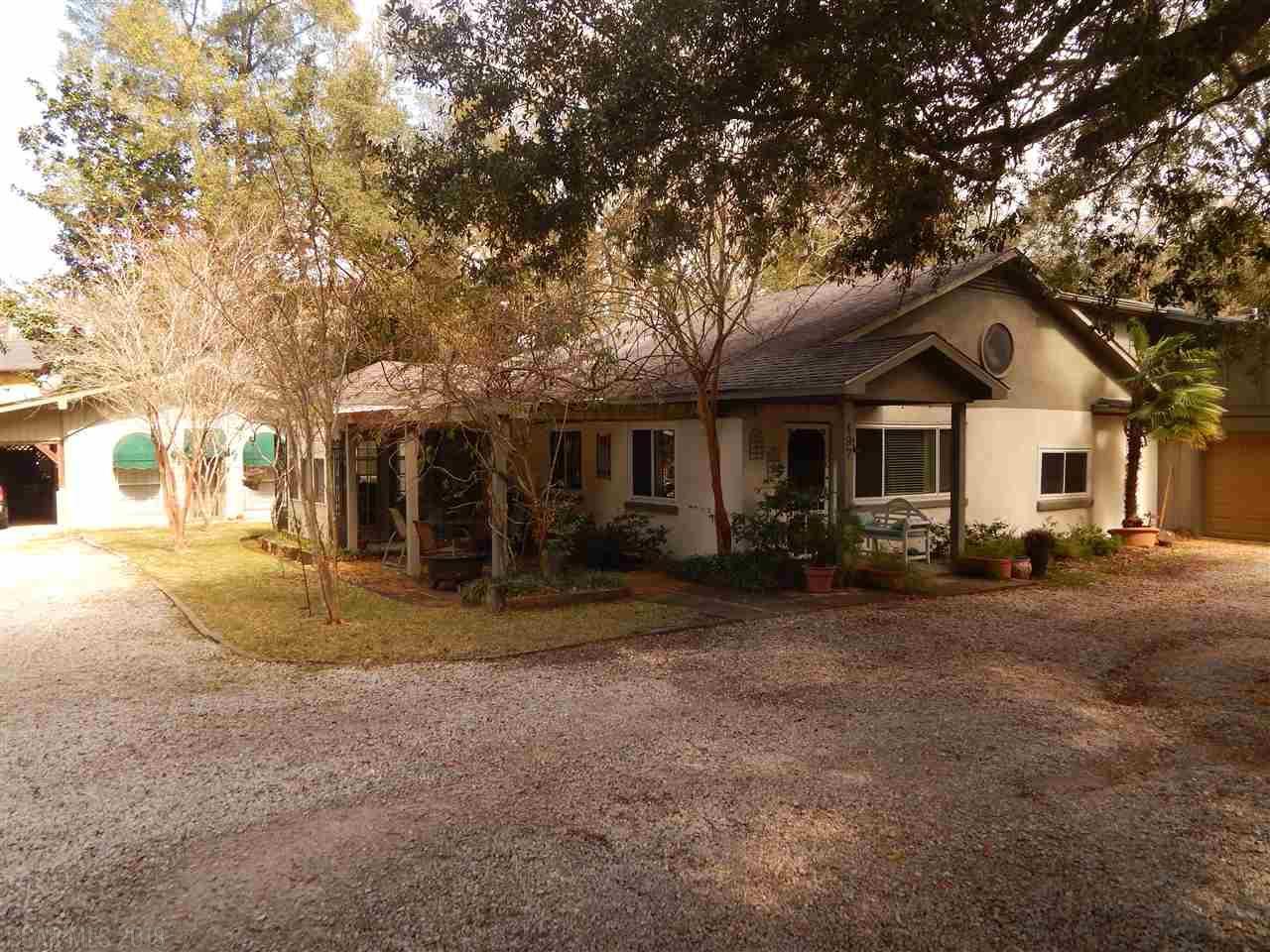 497 Pine Avenue - Photo 1