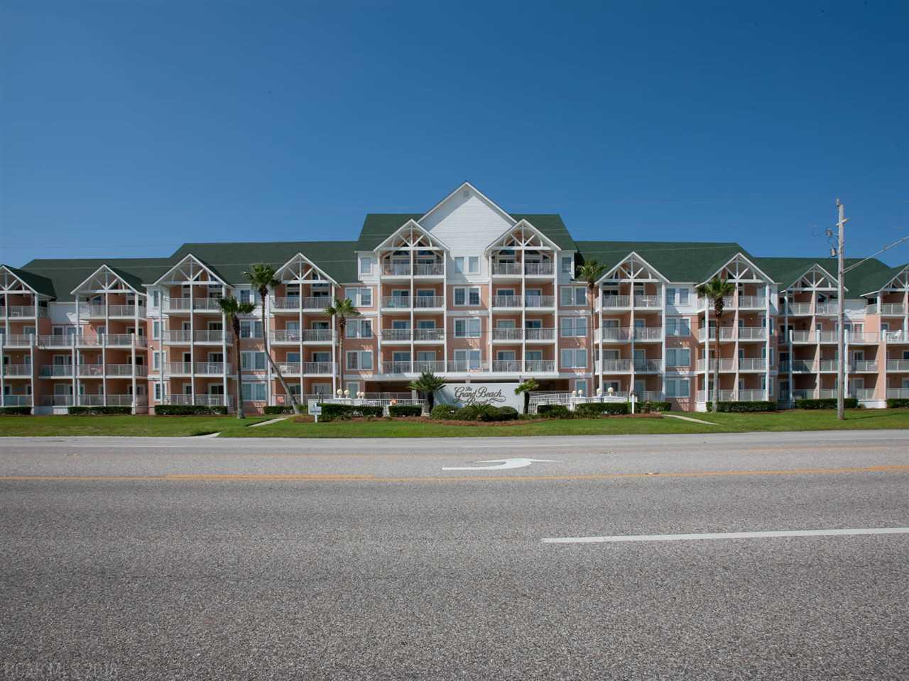 572 Beach Blvd - Photo 1