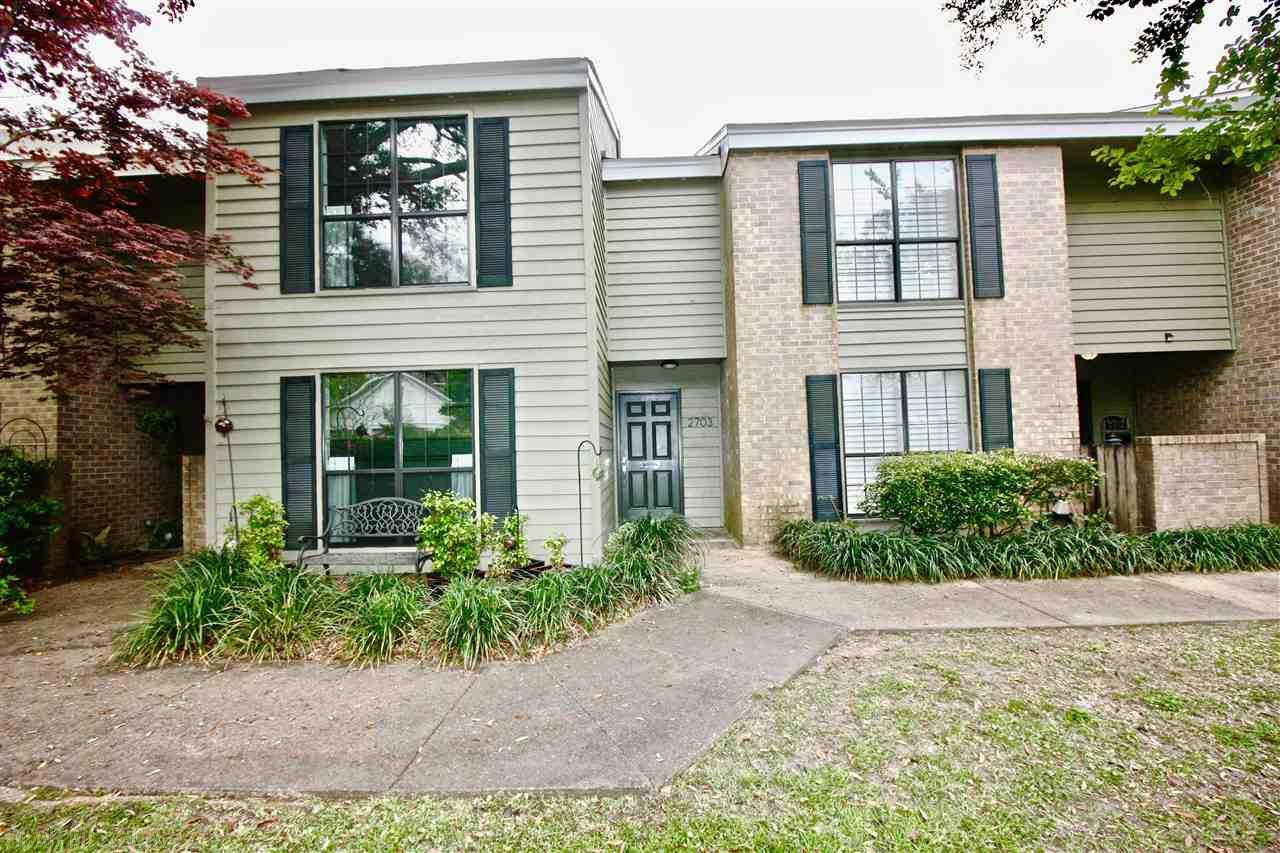 2901 Grant St - Photo 1