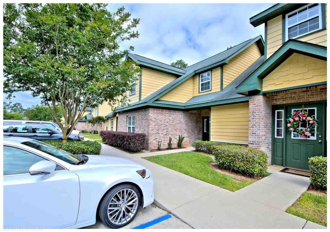 444 Clubhouse Drive - Photo 1