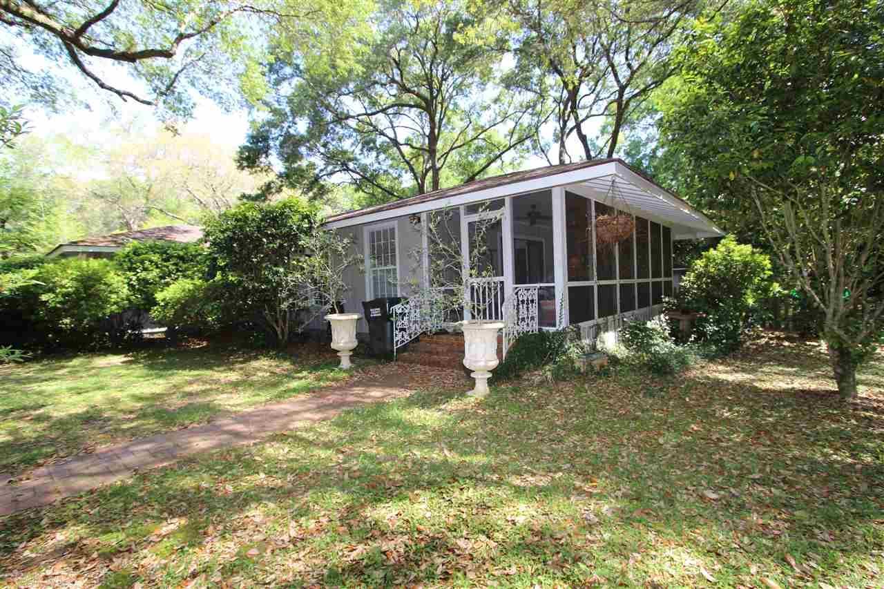 12110 Jessamine Street - Photo 1
