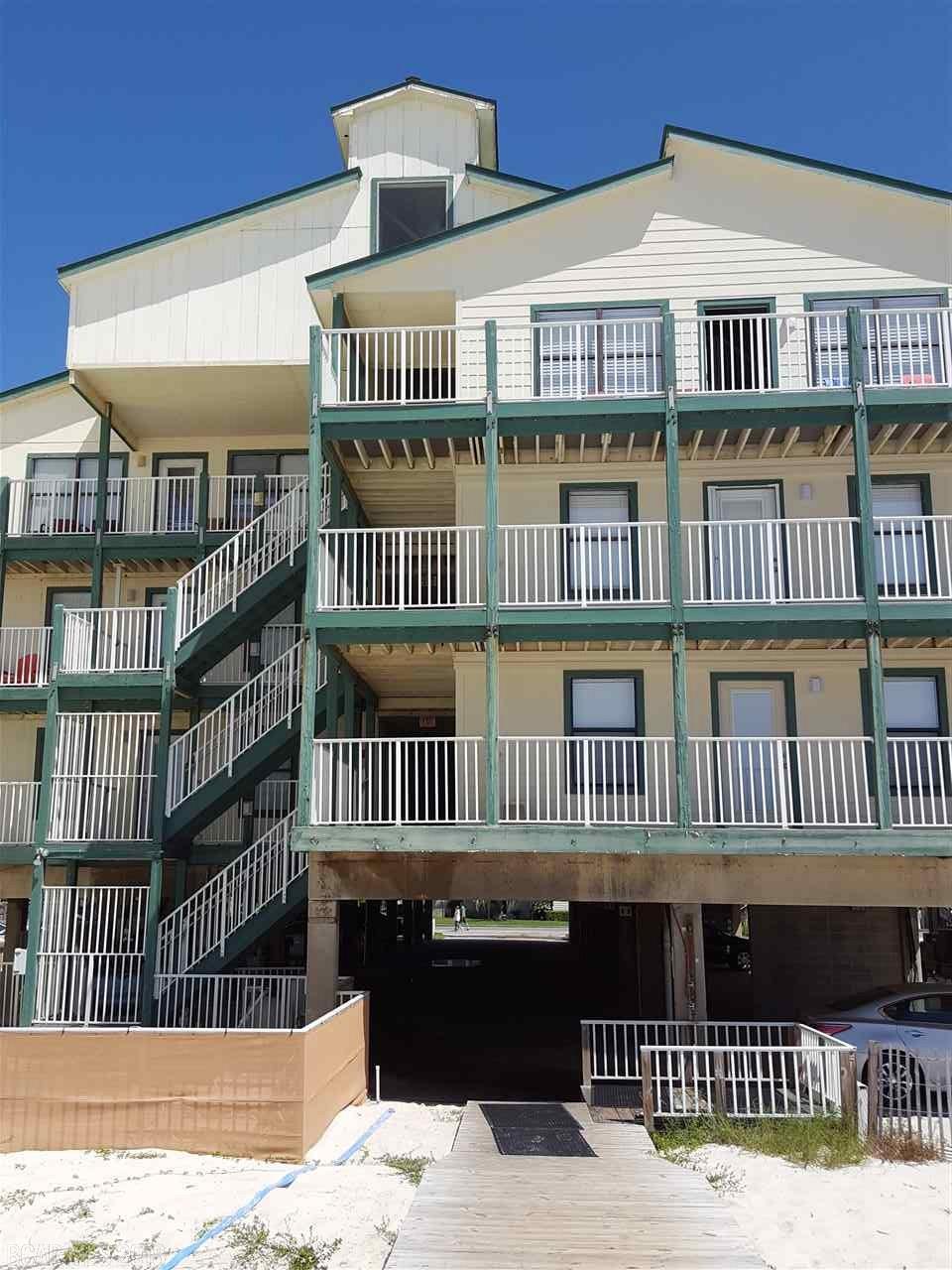 1149 Beach Blvd - Photo 1