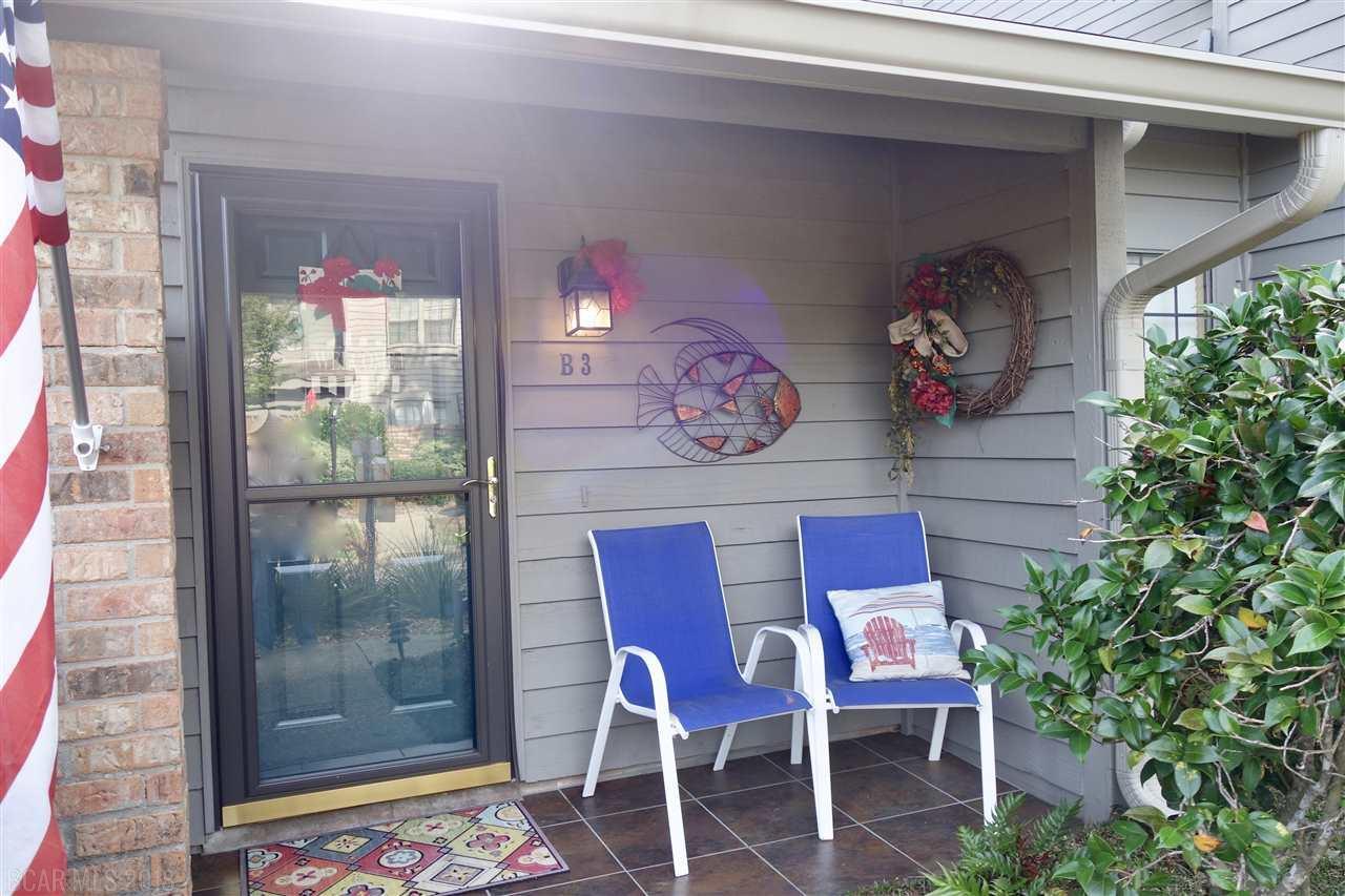 389 Clubhouse Drive - Photo 1