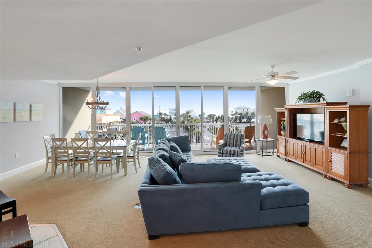 1524 Beach Blvd - Photo 1