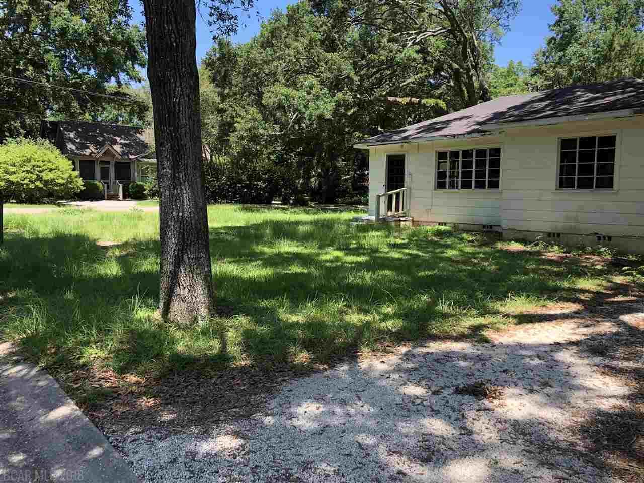 413 White Avenue - Photo 1