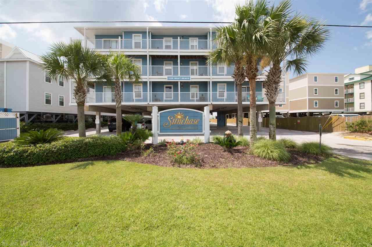 1129 Beach Blvd - Photo 1